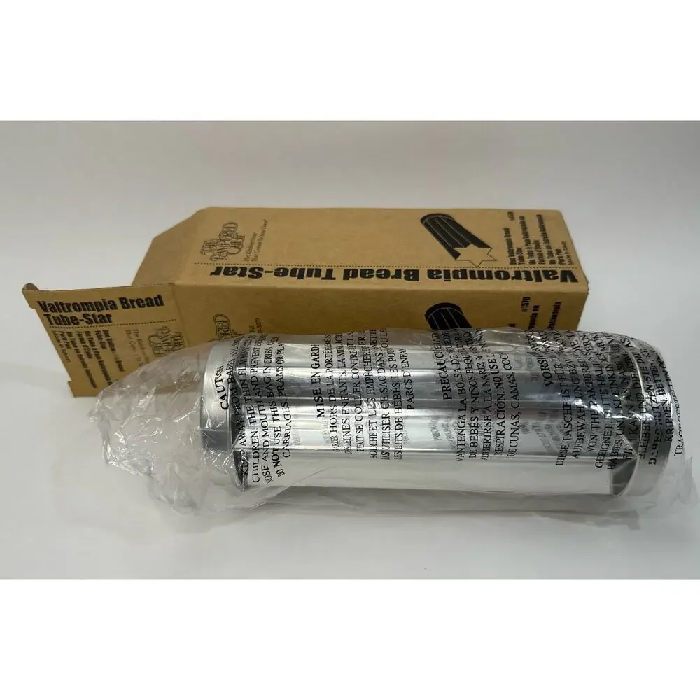 The Pampered Chef Baking Kitchen Ware Valtrompia Bread Tube-Star Shaped #1570